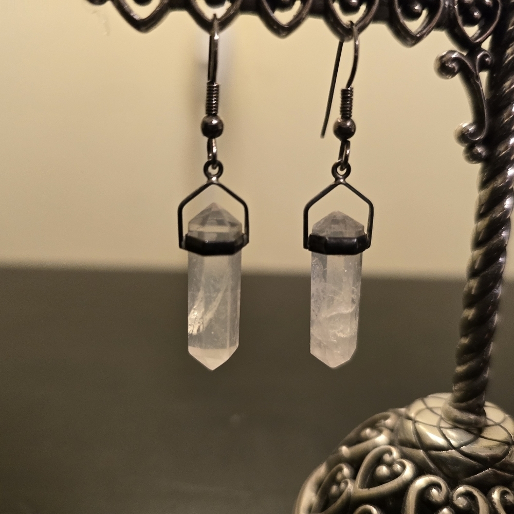 Rock crystal wire drop earrings